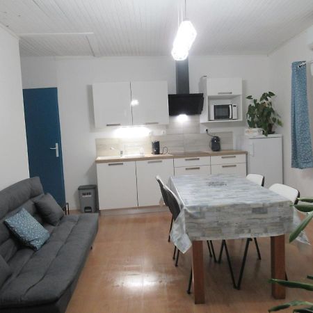 וילנב-דה-ברג Gite La Chaumette Appartement Turquoise מראה חיצוני תמונה