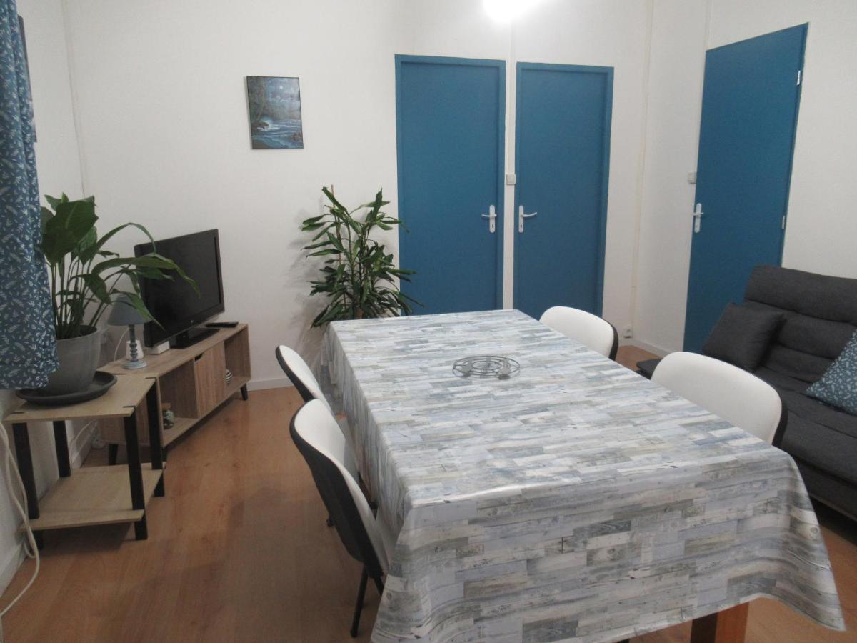 וילנב-דה-ברג Gite La Chaumette Appartement Turquoise מראה חיצוני תמונה
